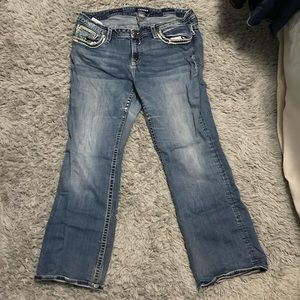 Vigoss. Size 20. Bootcut. Good condition, just don’t wear anymore.